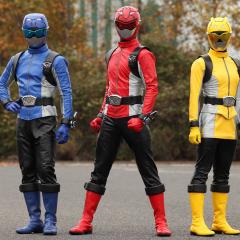 特命战队Go-Busters - aOasd5CZ4qFMfm5XL7PhIMYj1q4.jpg