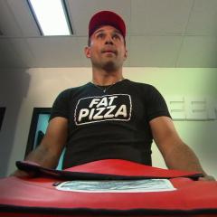 Fat Pizza - 6VlpqAlpqpFJ5xkbW7zPB0ITrDd.jpg