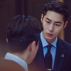 로얄로더 - c3nbCHjXqdKBt21u42tS4jXKmM6.jpg
