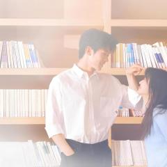 时光与他，恰是正好 - v4gBtYqXY0mPHfIiHdNf2XMMpQY.jpg