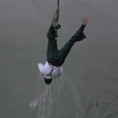 死亡船 - dMRdbTJaynv2WWEmuRPaqEQhFPI.jpg