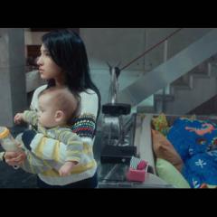 从天儿降 - The-Baby-From-Universe-2.jpg