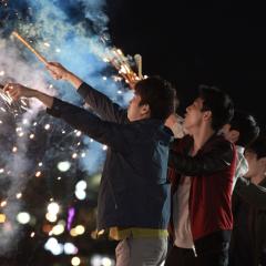 光辉岁月 - 8iENGtVJoeoJs8fAEzNRVpqIFqb.jpg