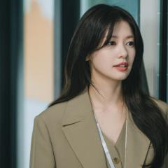 妈妈朋友的儿子 - eegni5uRoPNyqXX71GBtxKlpKJ0.jpg