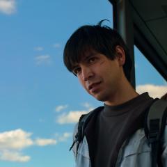 问题专家 - r7hudQ1CMnUGGvg282qhFMLKLkX.jpg