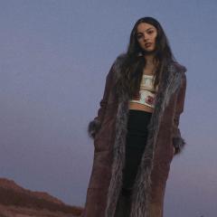 奥利维亚·罗德里戈：情歌少女 - r1y8k9jYuvrFAGVQO8id6fireZS.jpg